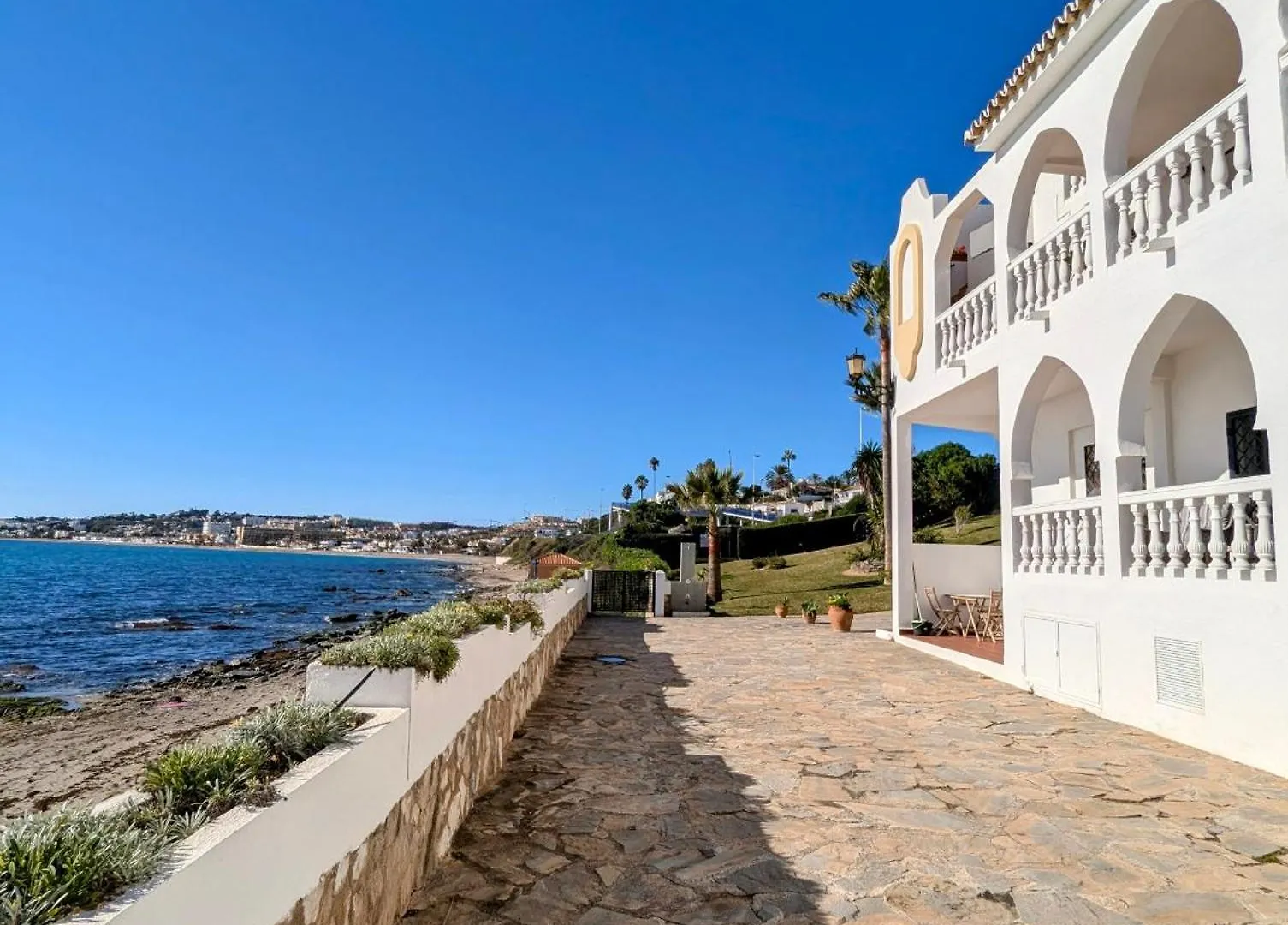 Rise & Shine Beachfront La Cala Lejlighed La Cala De Mijas